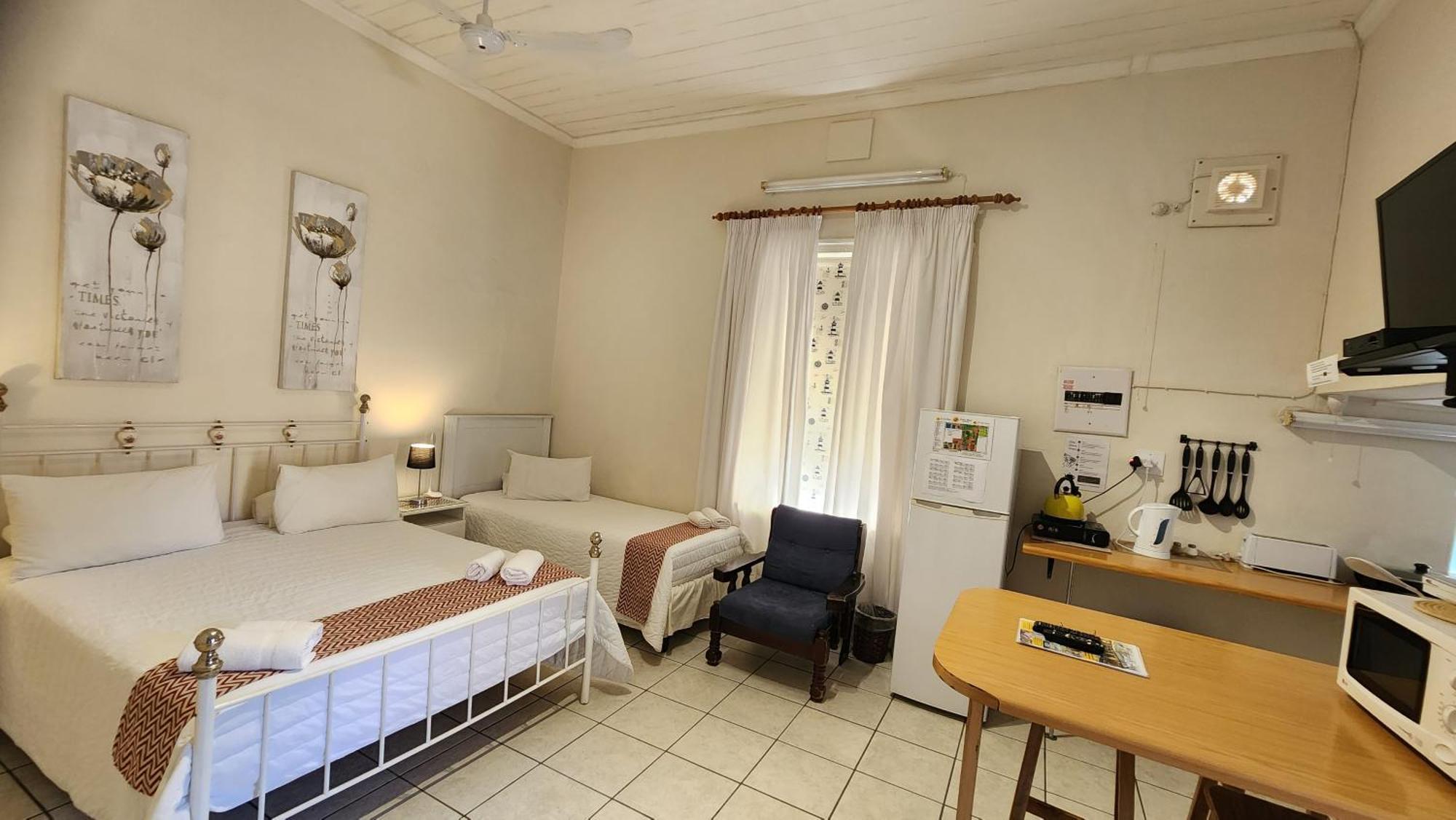 Country Village Graaff-Reinet Kültér fotó